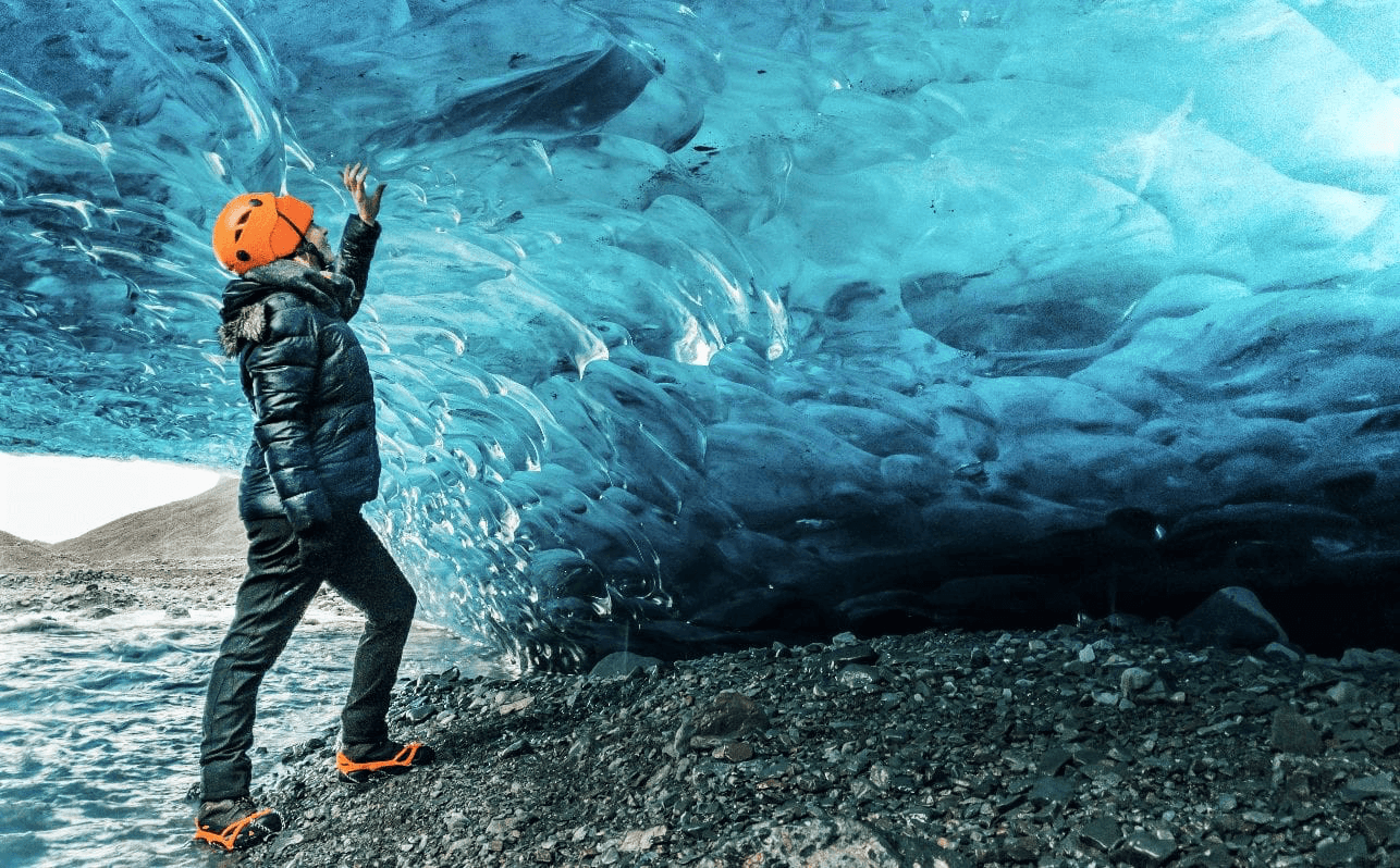 ledovcová jeskyně na Islandu