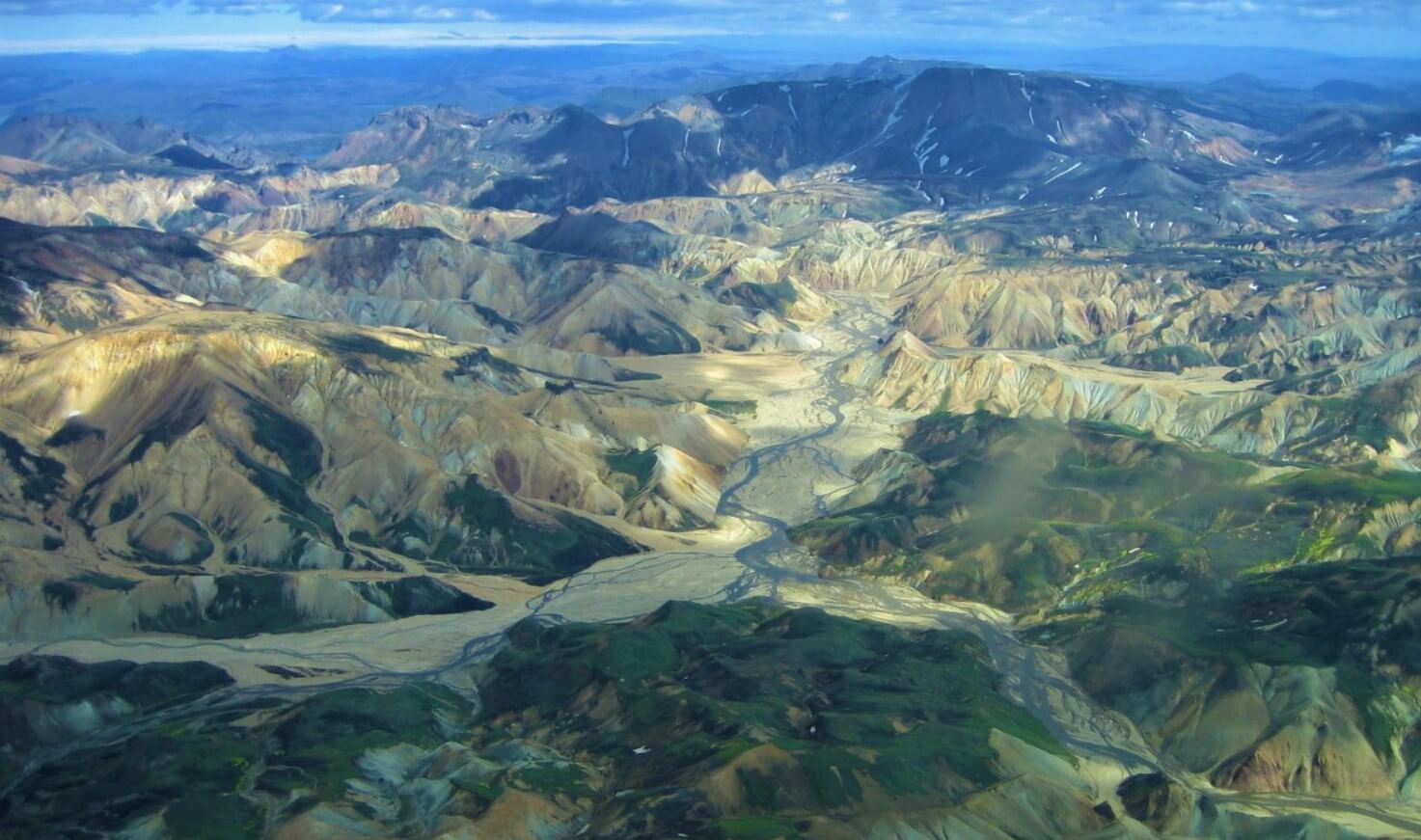 Barevné hory Landmannalaugar na Islandu