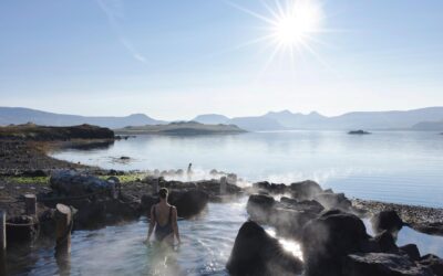 Termály Hvammsvík na západním Islandu