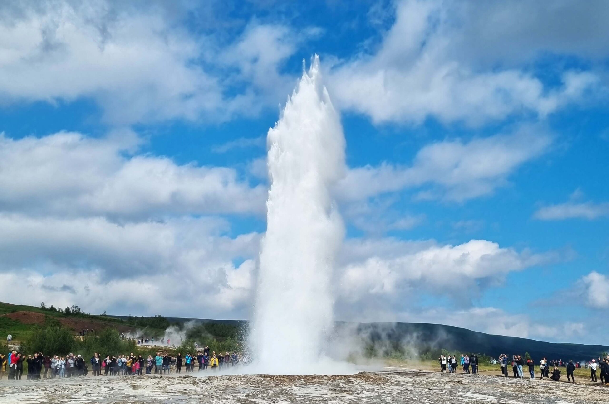 gejzír Strokkur na Islandu Gejzír Strokkur na Islandu.